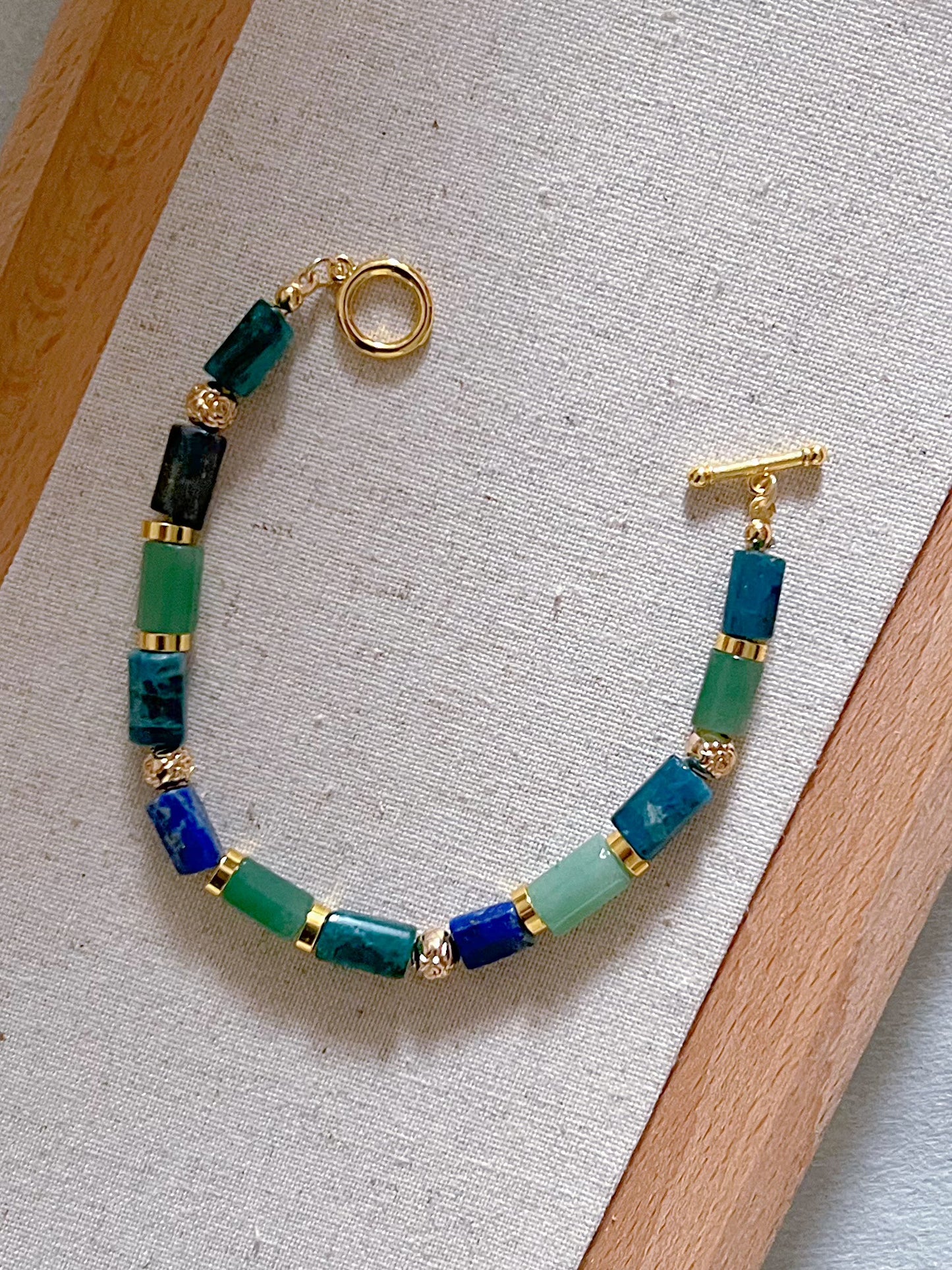 Jiu Zhai Gou Valley - Natural Lapis Lazuli, Apatite and Aventurine Necklace Bracelet and Earrings Set