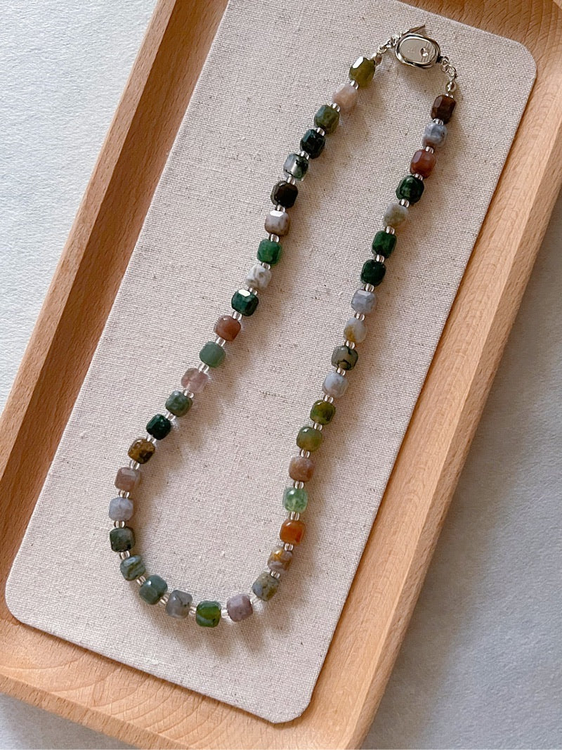 The World is Flat - Natural Square-cut Agate Necklace