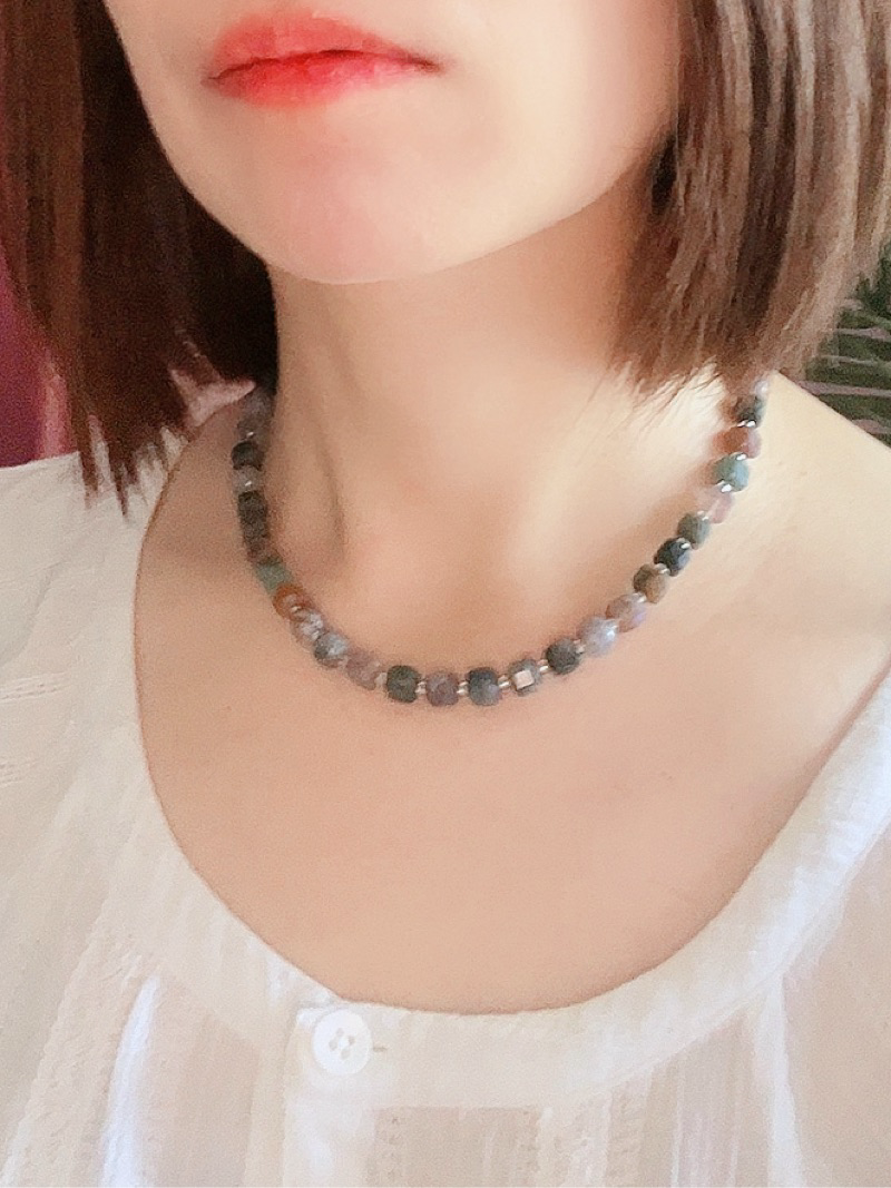 The World is Flat - Natural Square-cut Agate Necklace