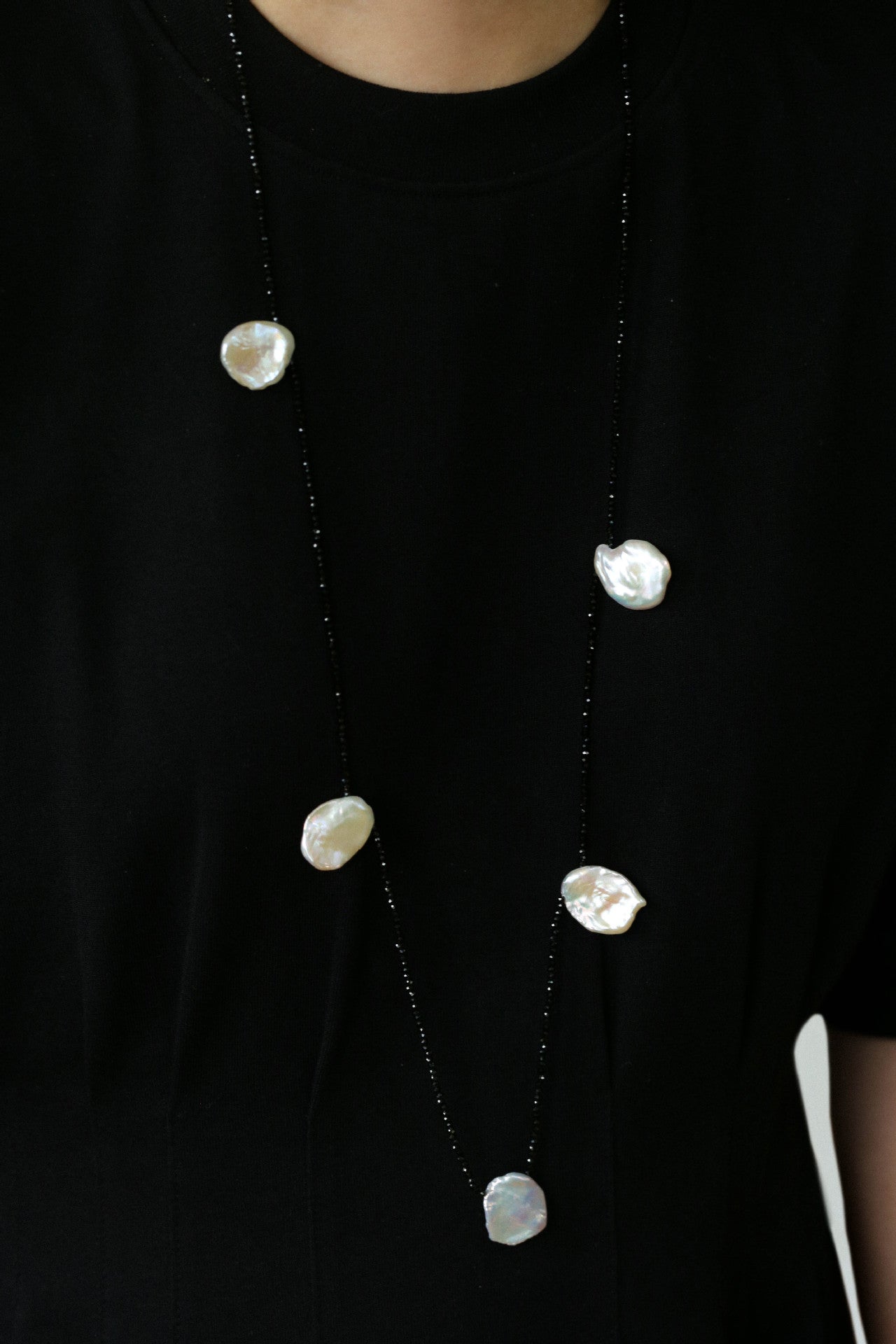 The Grace - Flower-shaped Freshwater Pearl & Black Spinel Necklace